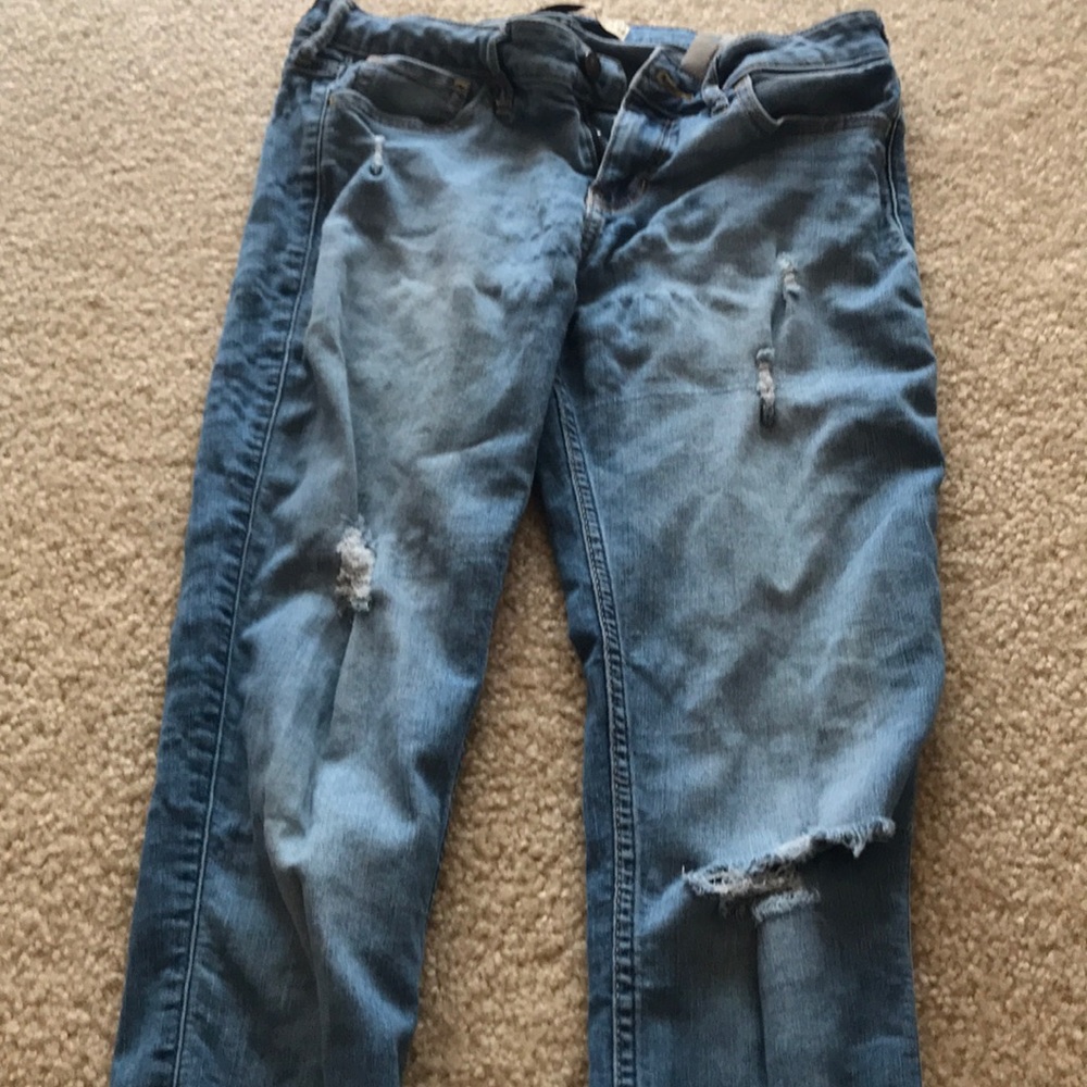 Hollister Light Ripped Jeans